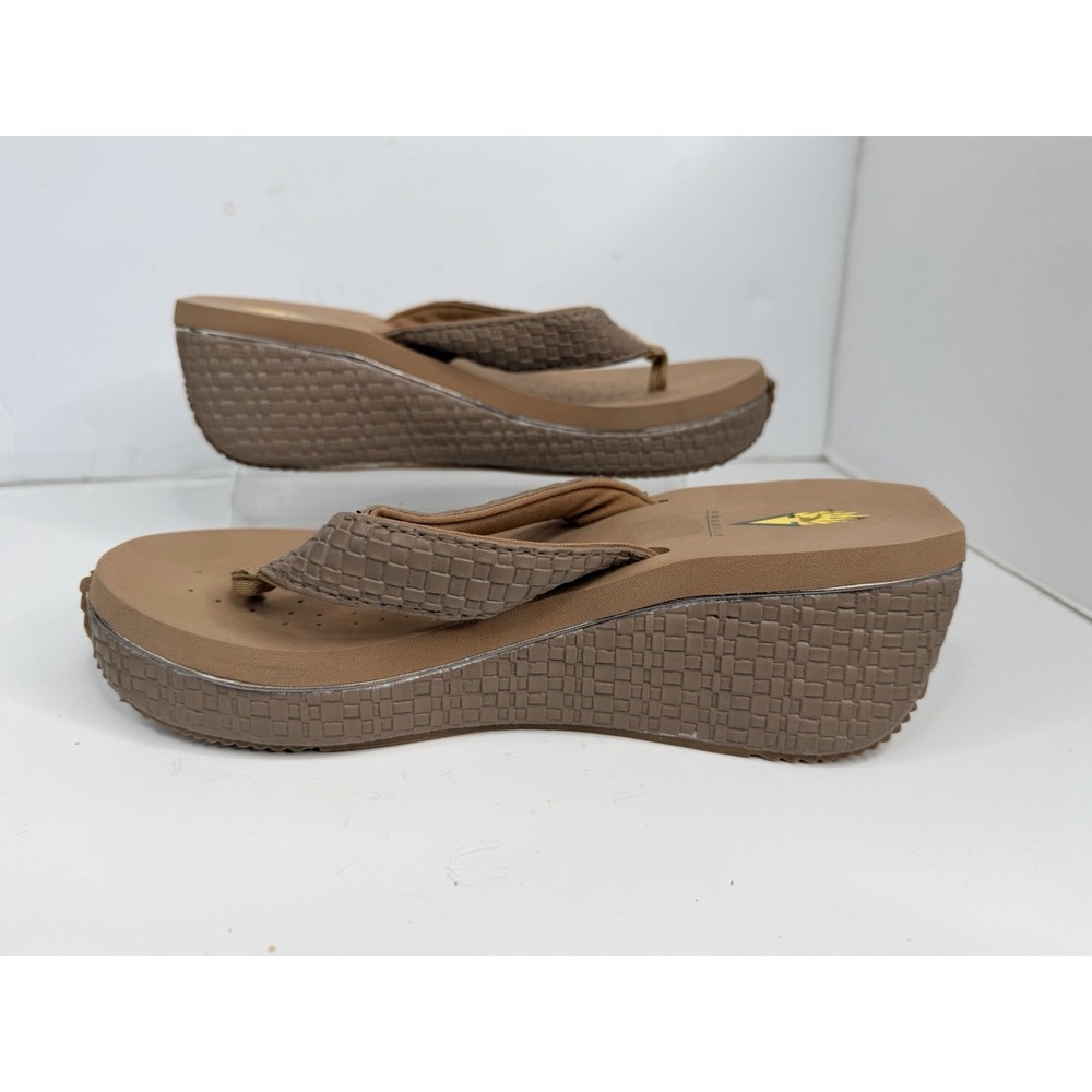 Volatile Tan Wedge Flip Flop Sandals Womens 9‎ Platform Comfort Casual